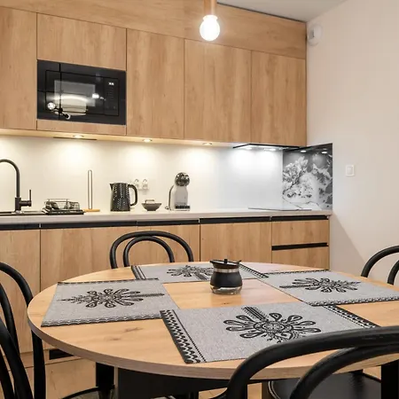 Rentplanet - Zakopianskie Apartment